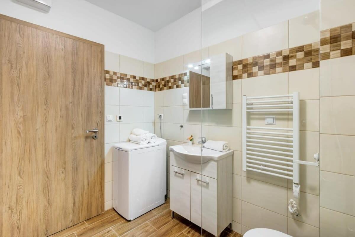 Appartement Homey New Great Area